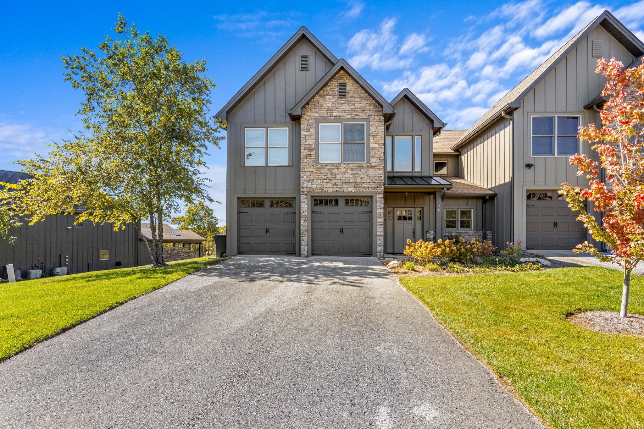 Photo of Listing #3018383