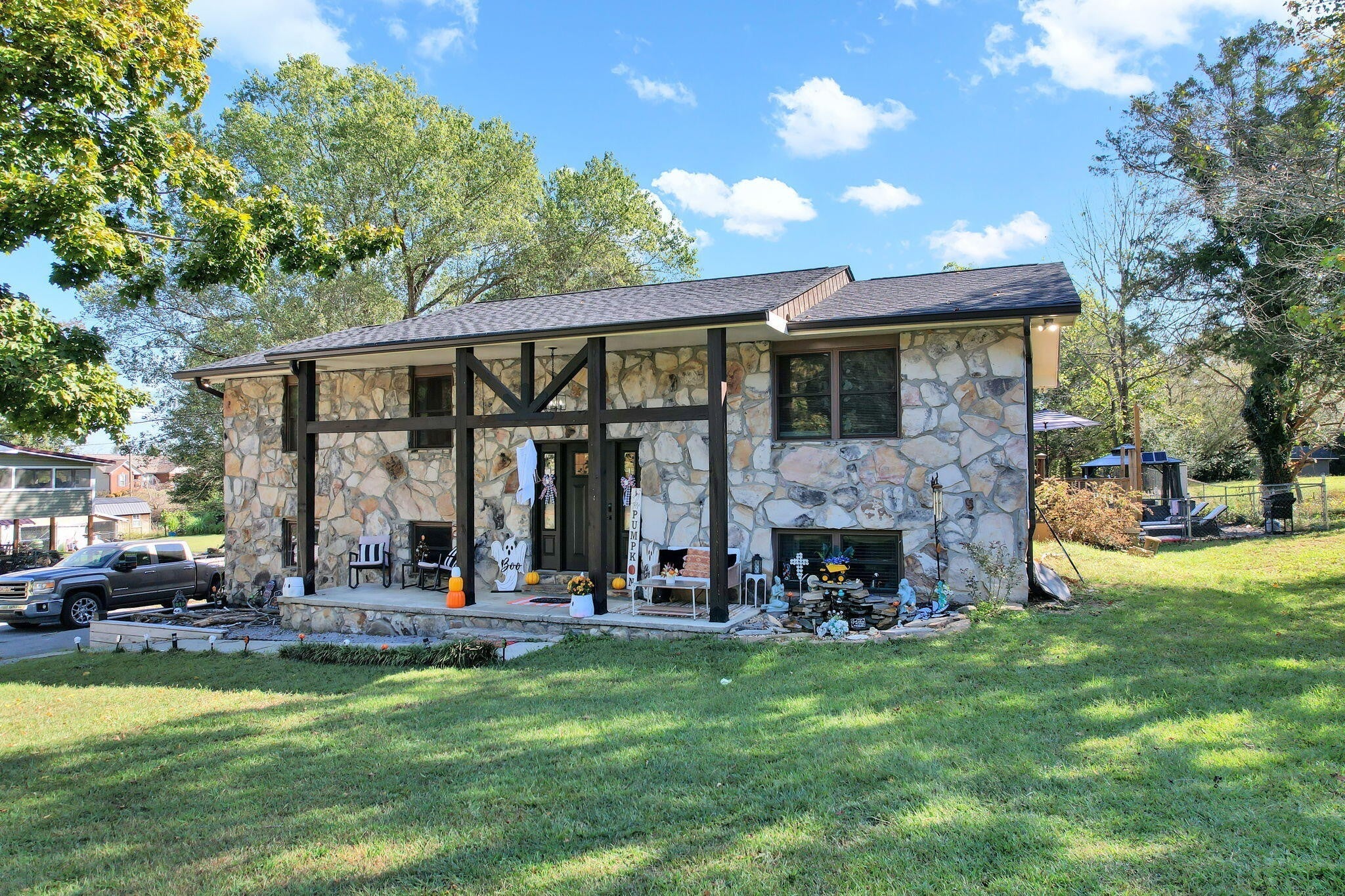 Photo of Listing #3018421