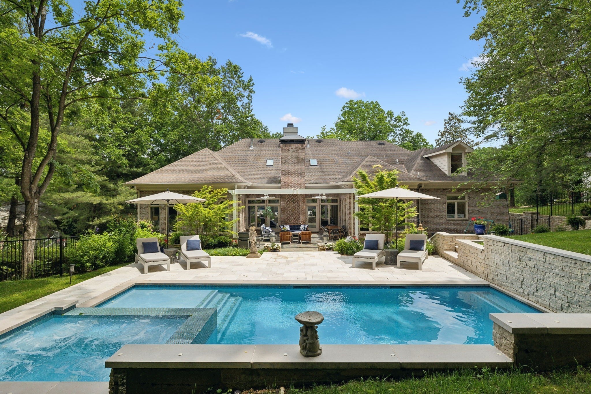 Photo of Listing #3030232