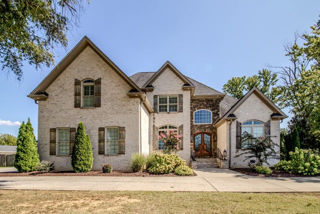 1619 Georgetown Ln, Murfreesboro