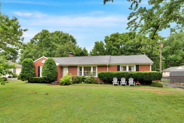 604 Rochelle Dr, Nashville