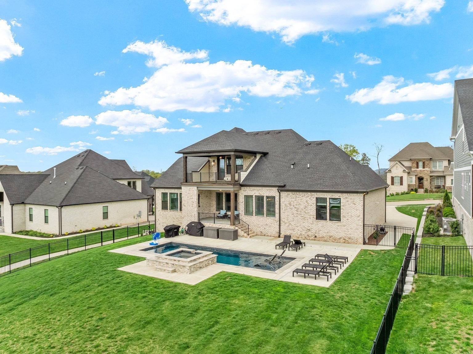 Photo of Listing #3030448