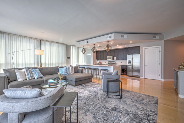 900 20th Ave S 801, Nashville