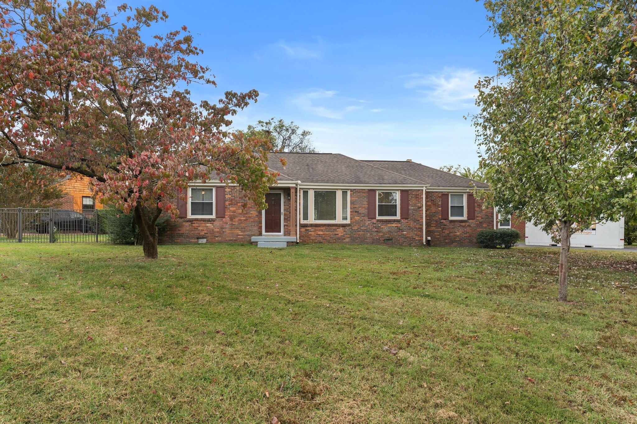 Home for sale in 2205 Crestline Dr Nashville, TN