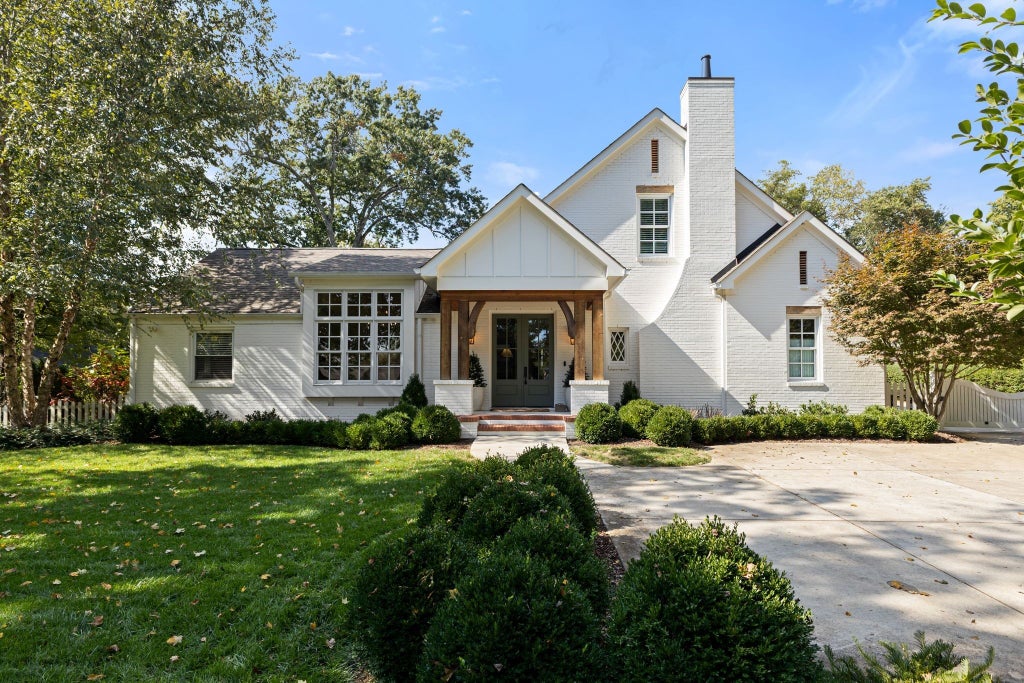 203 Page Rd, Nashville