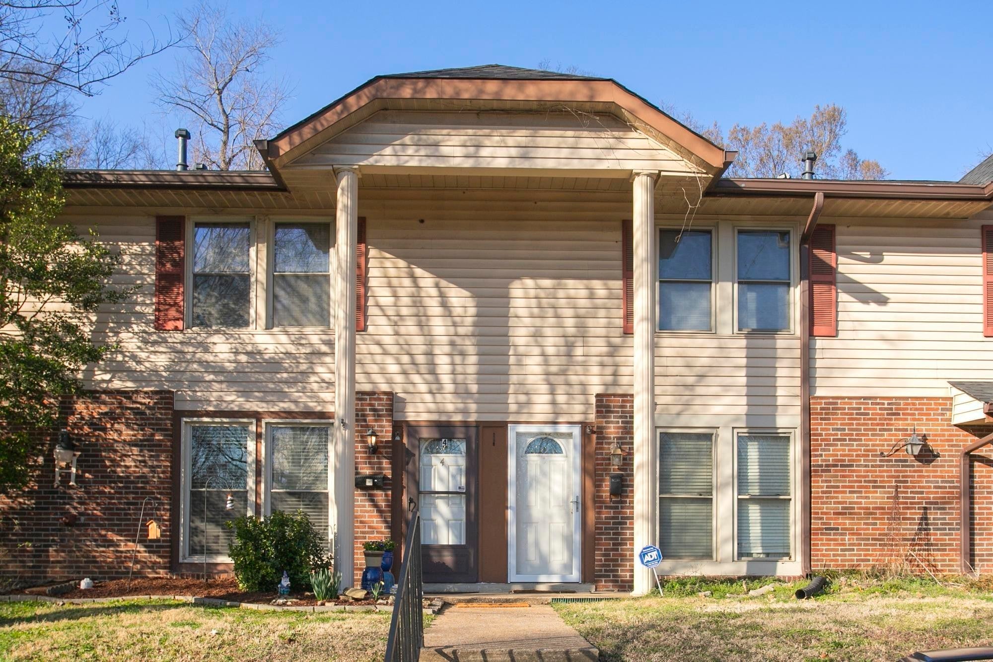 Photo of Listing #3030831