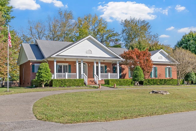 922 Doe Run Ct, Adams