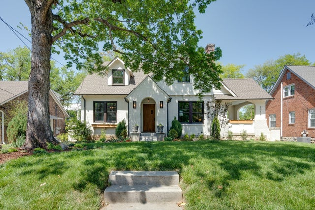 2016 Sweetbriar Ave, Nashville