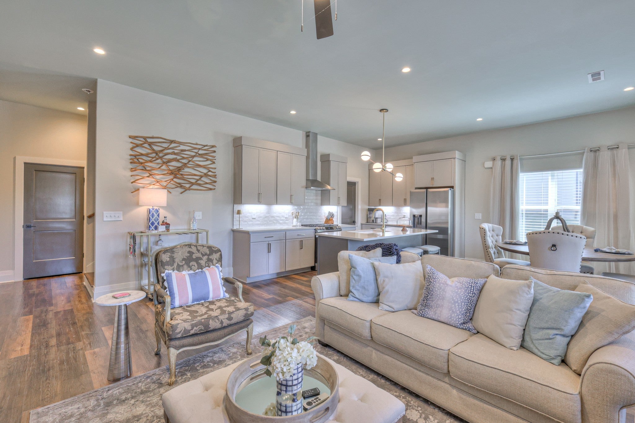 Photo of Listing #3031375