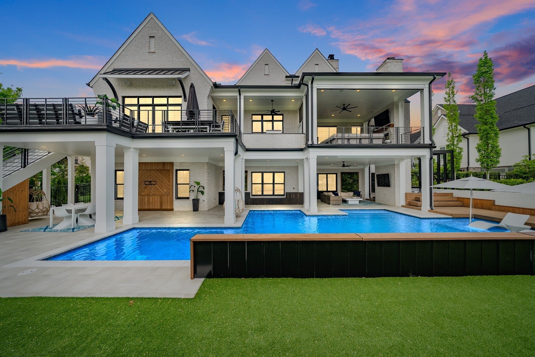 Photo of Listing #3031406