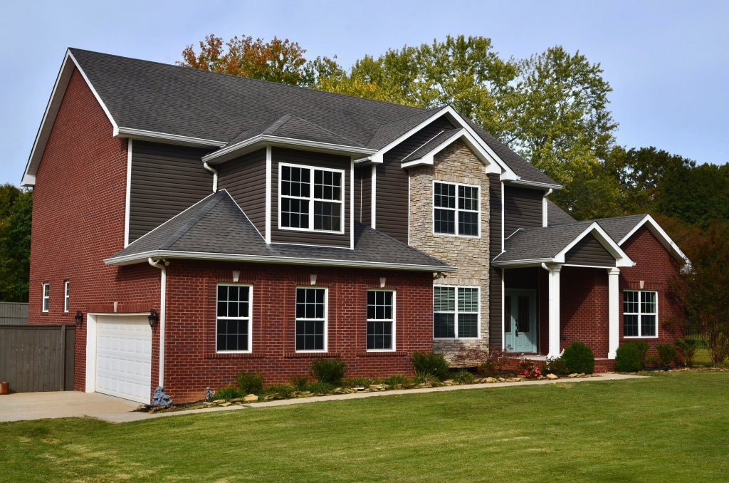 650 Dixie Bee Rd, Clarksville