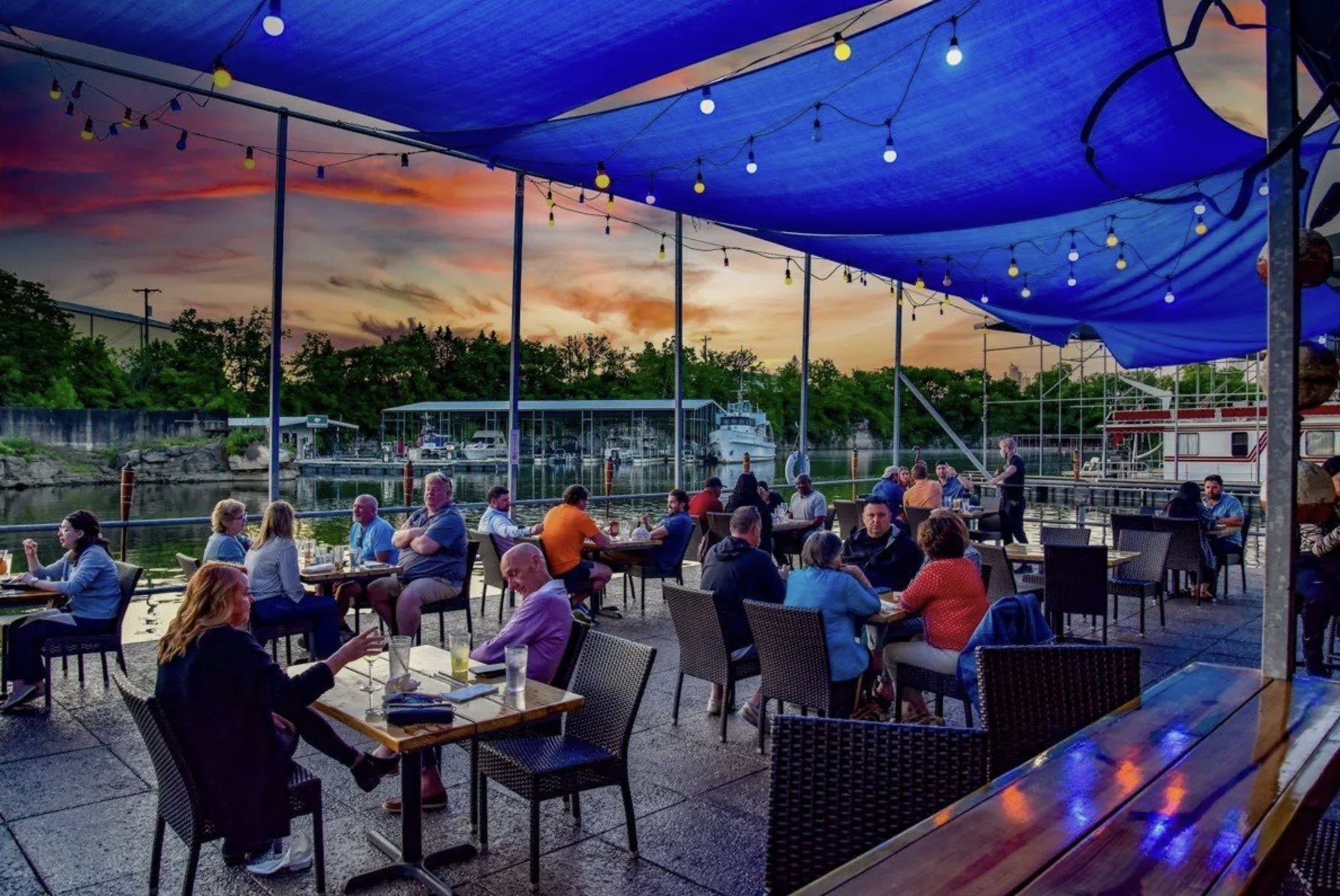 Photo of Listing #3031542