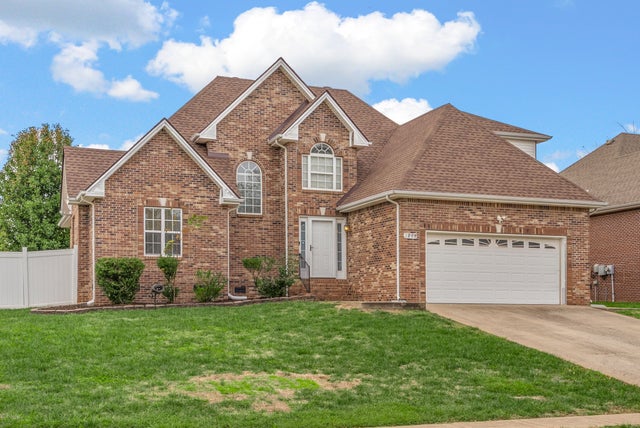 3276 Twelve Oaks Blvd, Clarksville