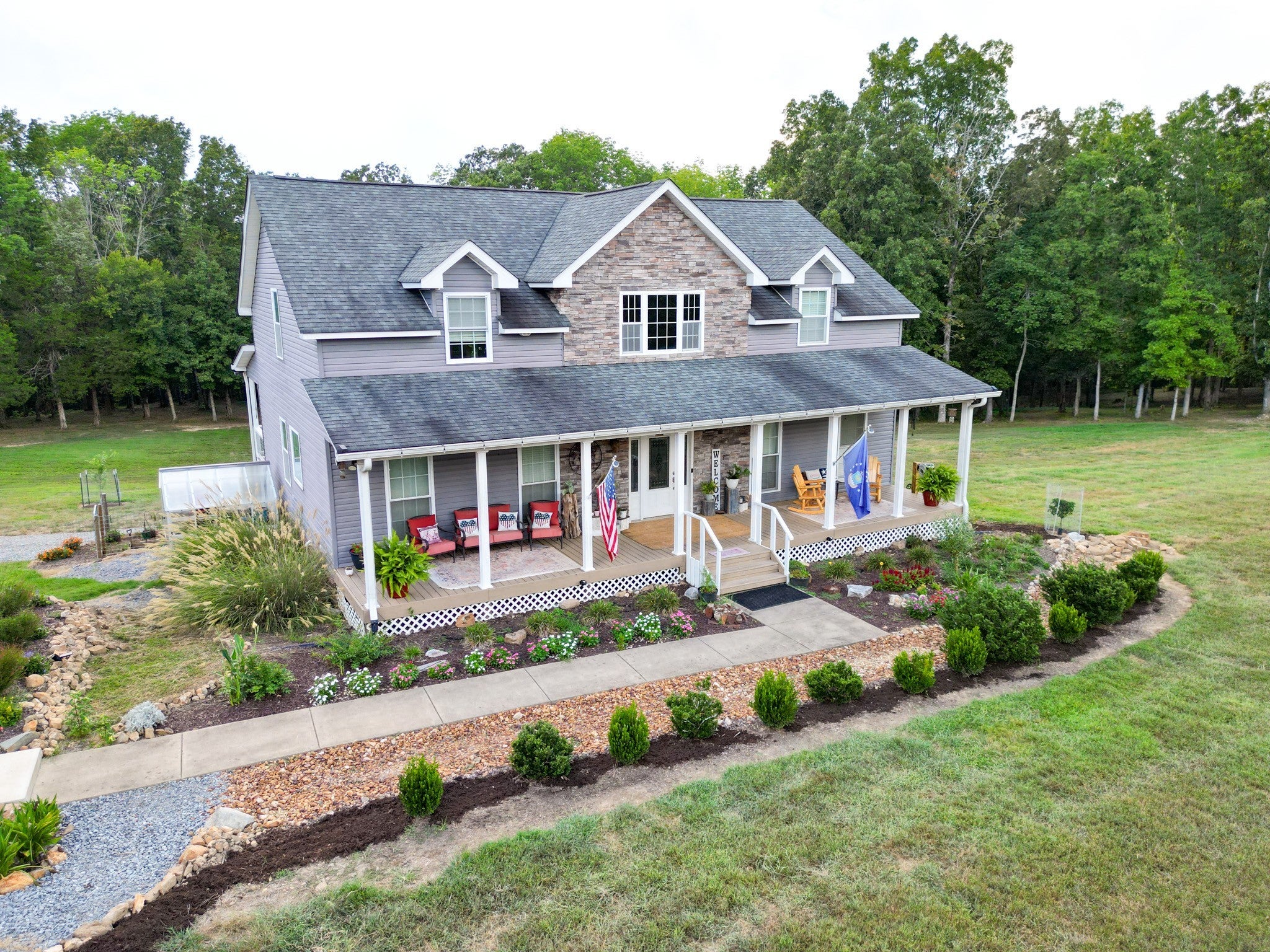 Photo of Listing #3031795