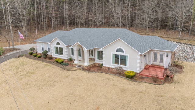 1255 Twin View Cir, Selmer