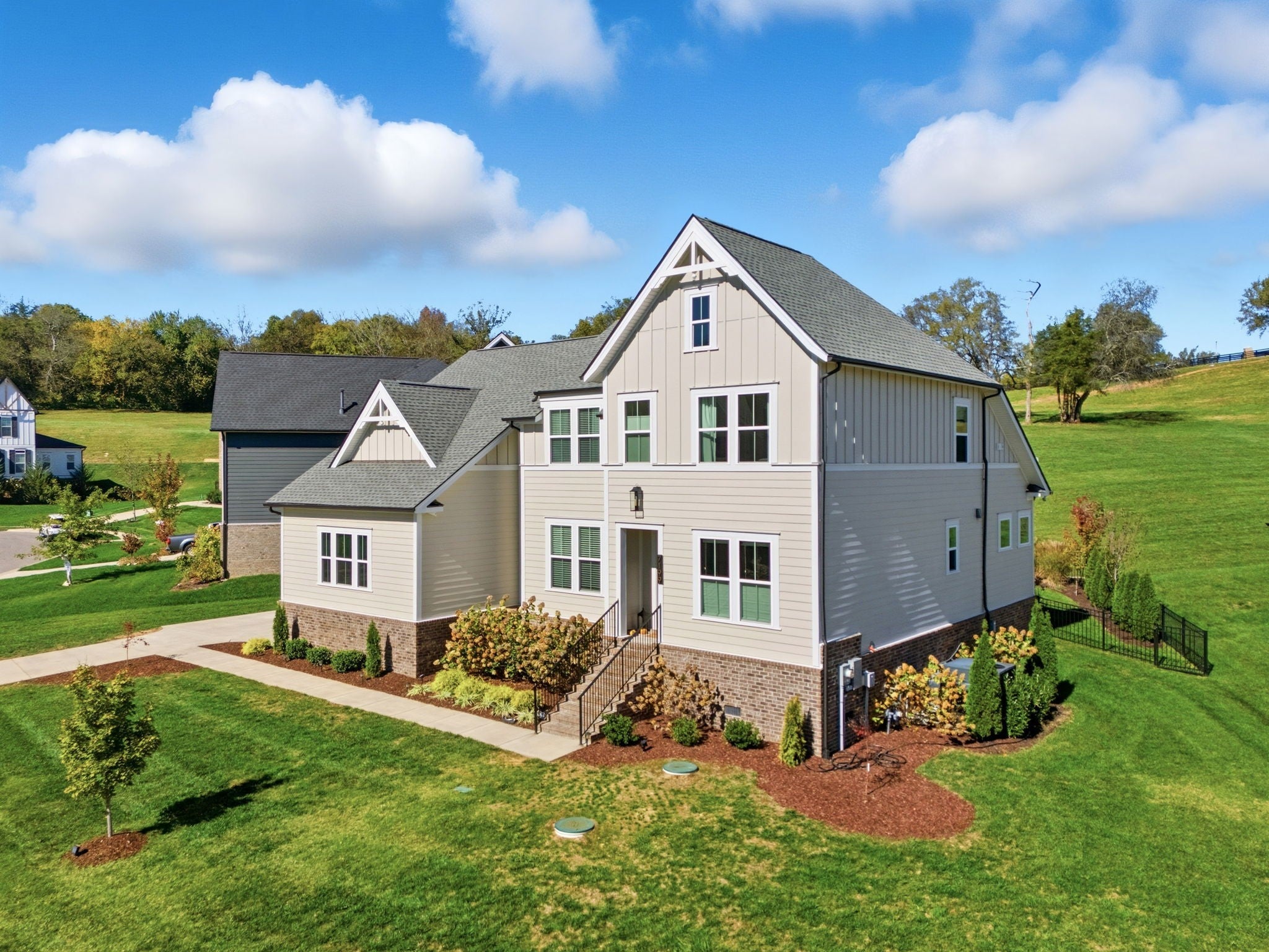 Photo of Listing #3032143