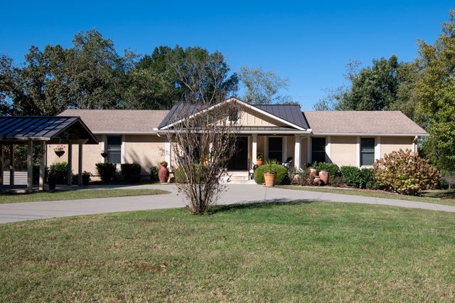 318 W Lee Etta Dr, Gallatin