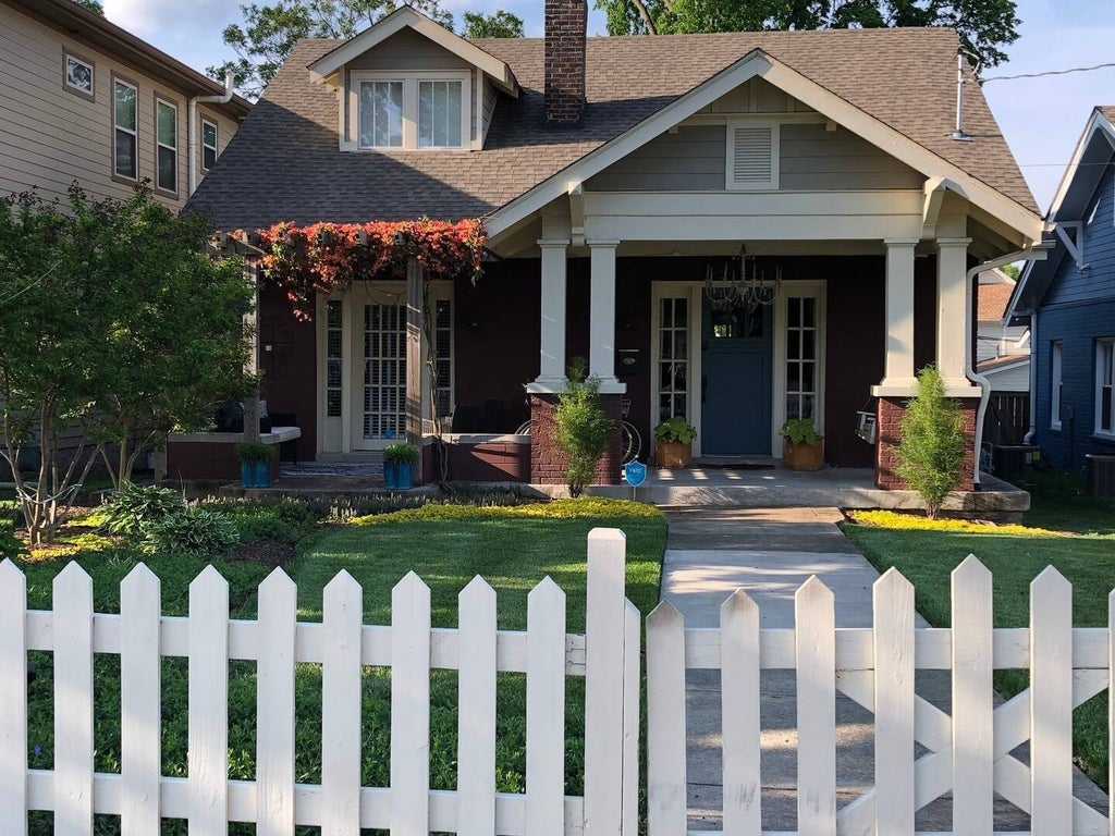 1010 Acklen Ave, Nashville