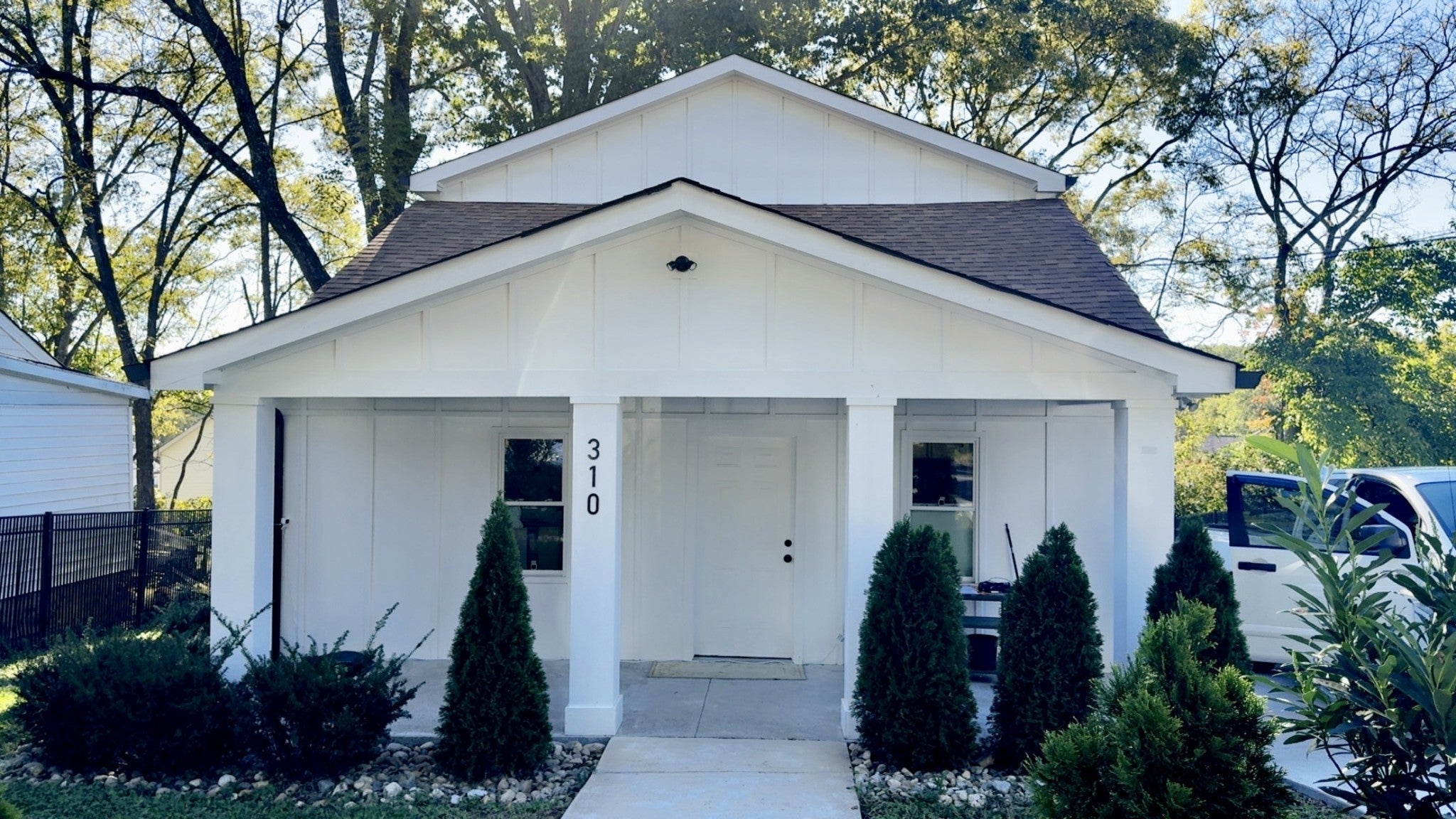 Photo of Listing #3032355