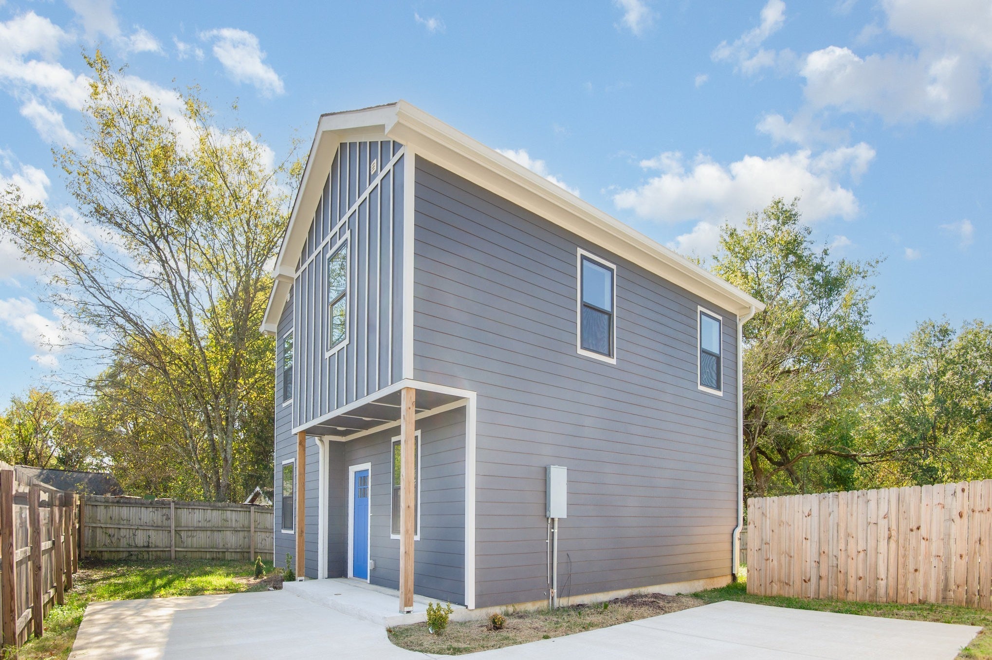 Photo of Listing #3032455