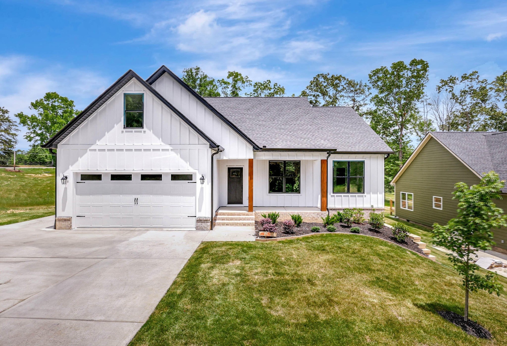 Photo of Listing #3032493