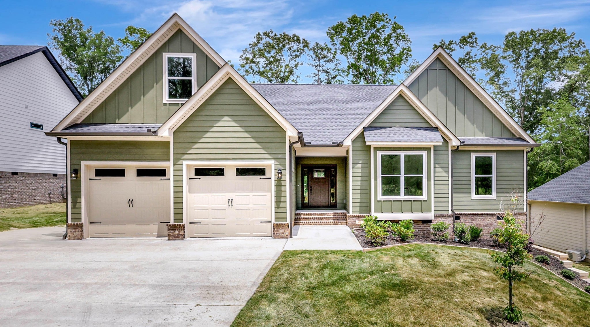 Photo of Listing #3032498