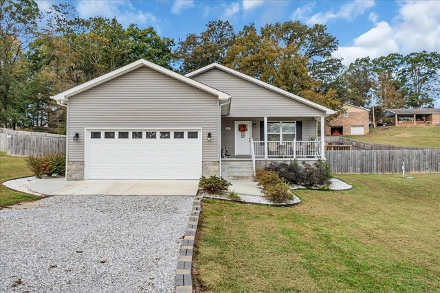 307 Pine Ave, Morrison