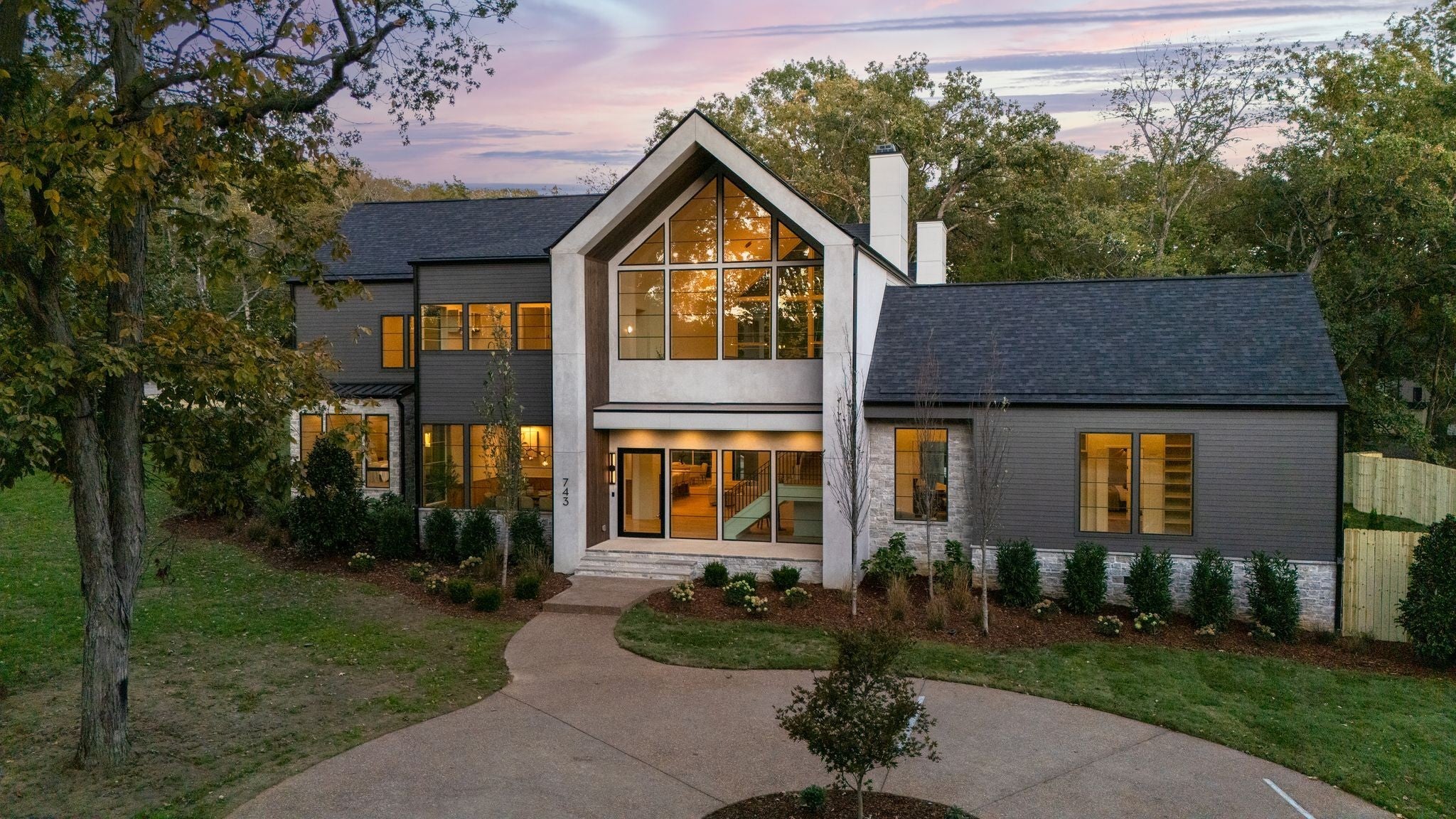 Photo of Listing #3032661