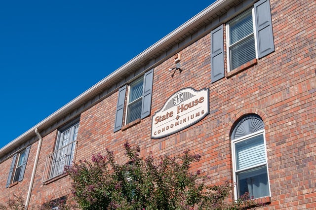 1808 State St 307, Nashville