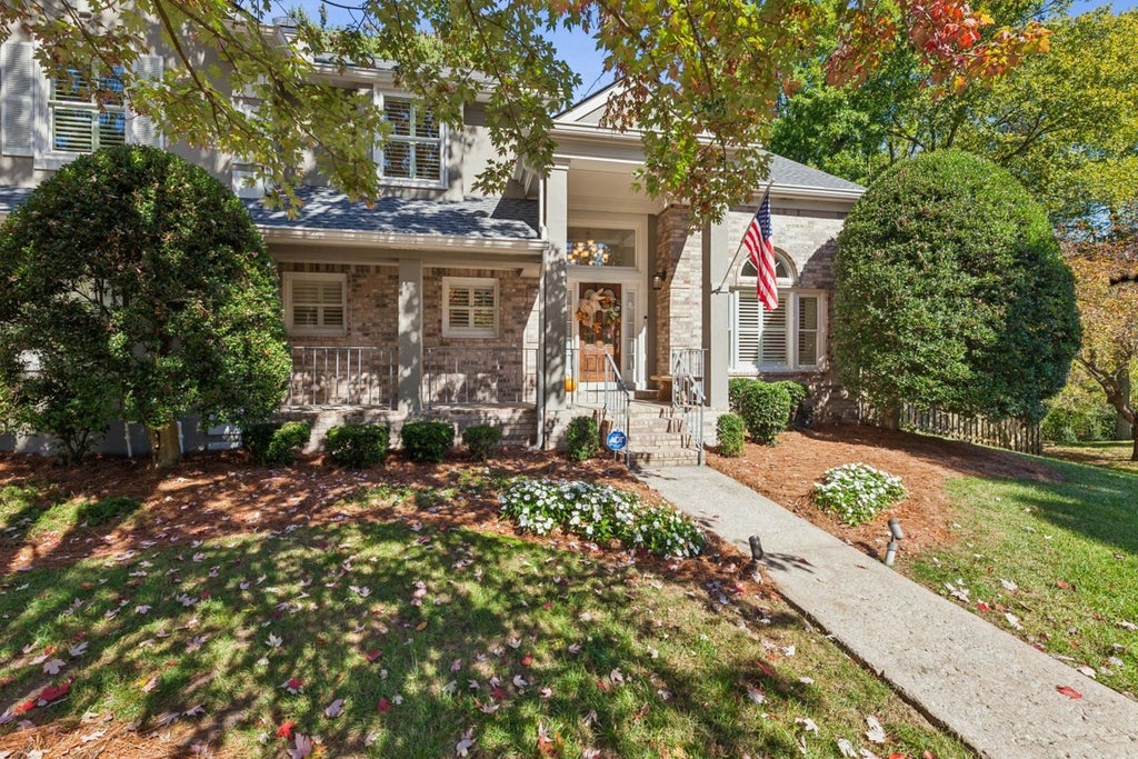 325 Mayfield Sta, Brentwood