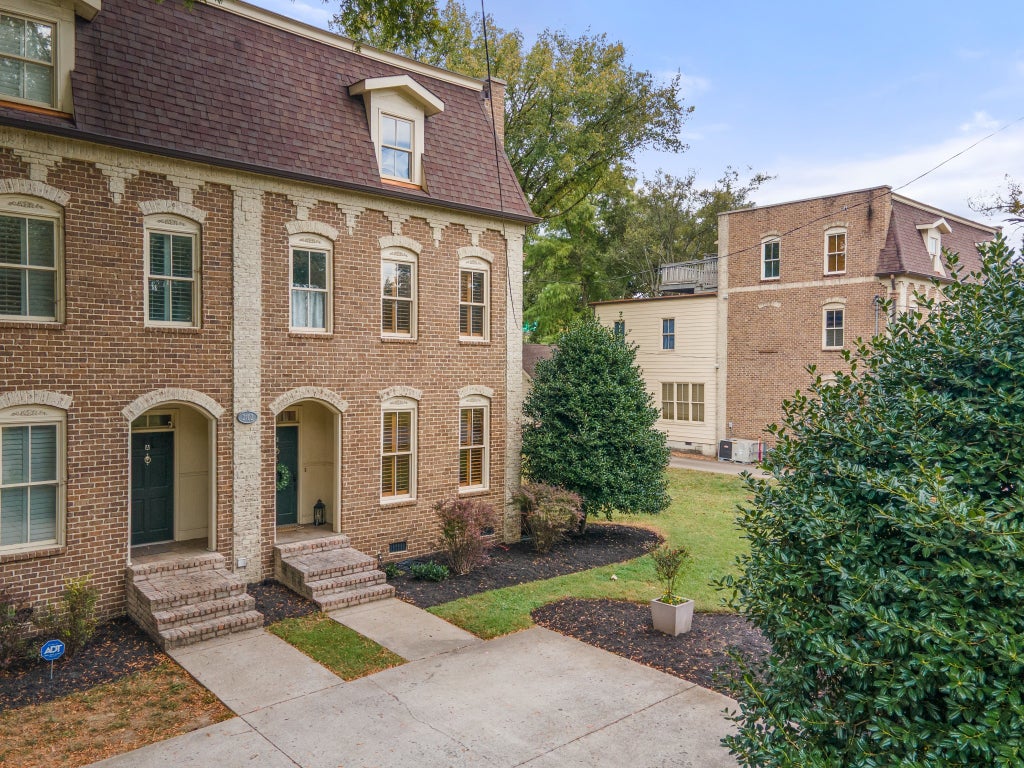 2102a Sharondale Dr, Nashville