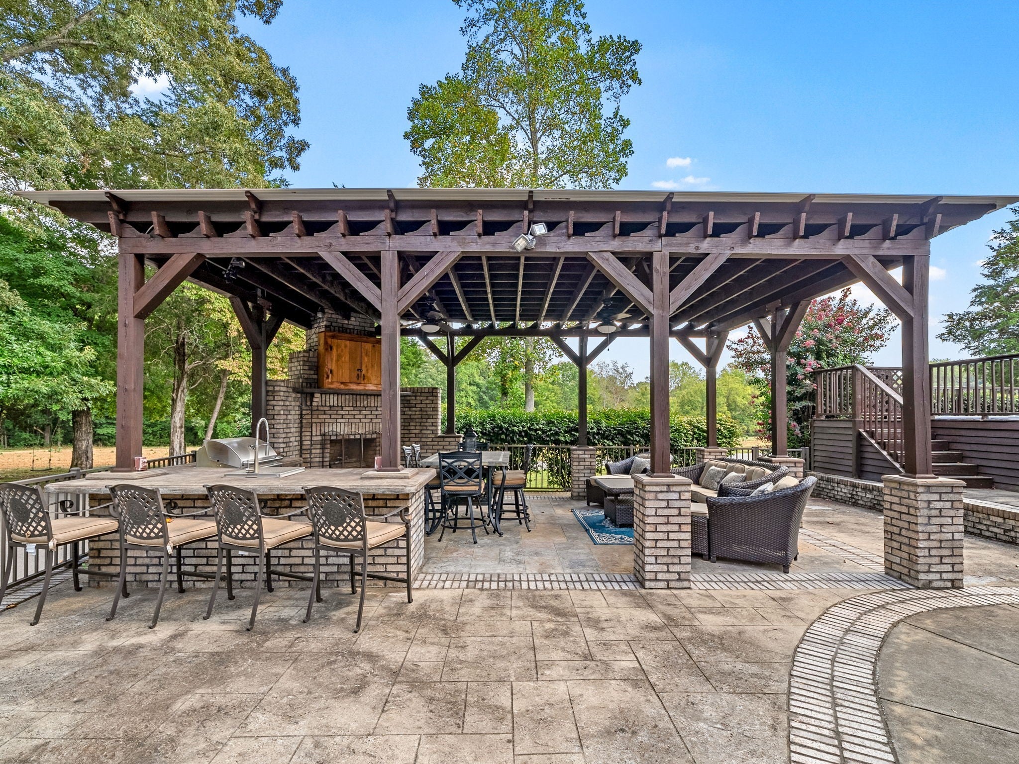 Photo of Listing #3032764