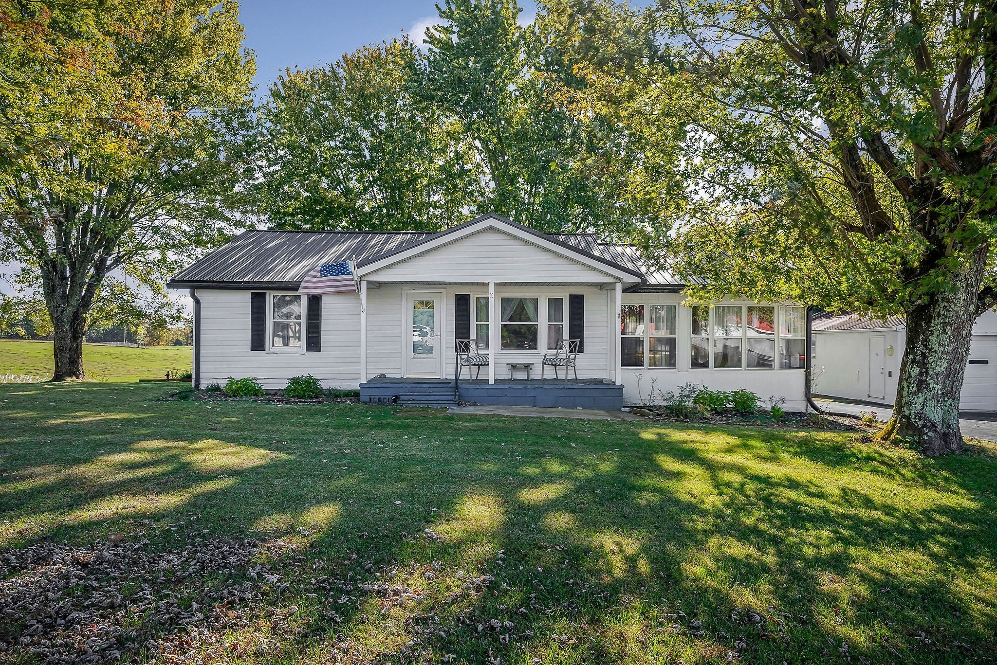 Photo of Listing #3032803