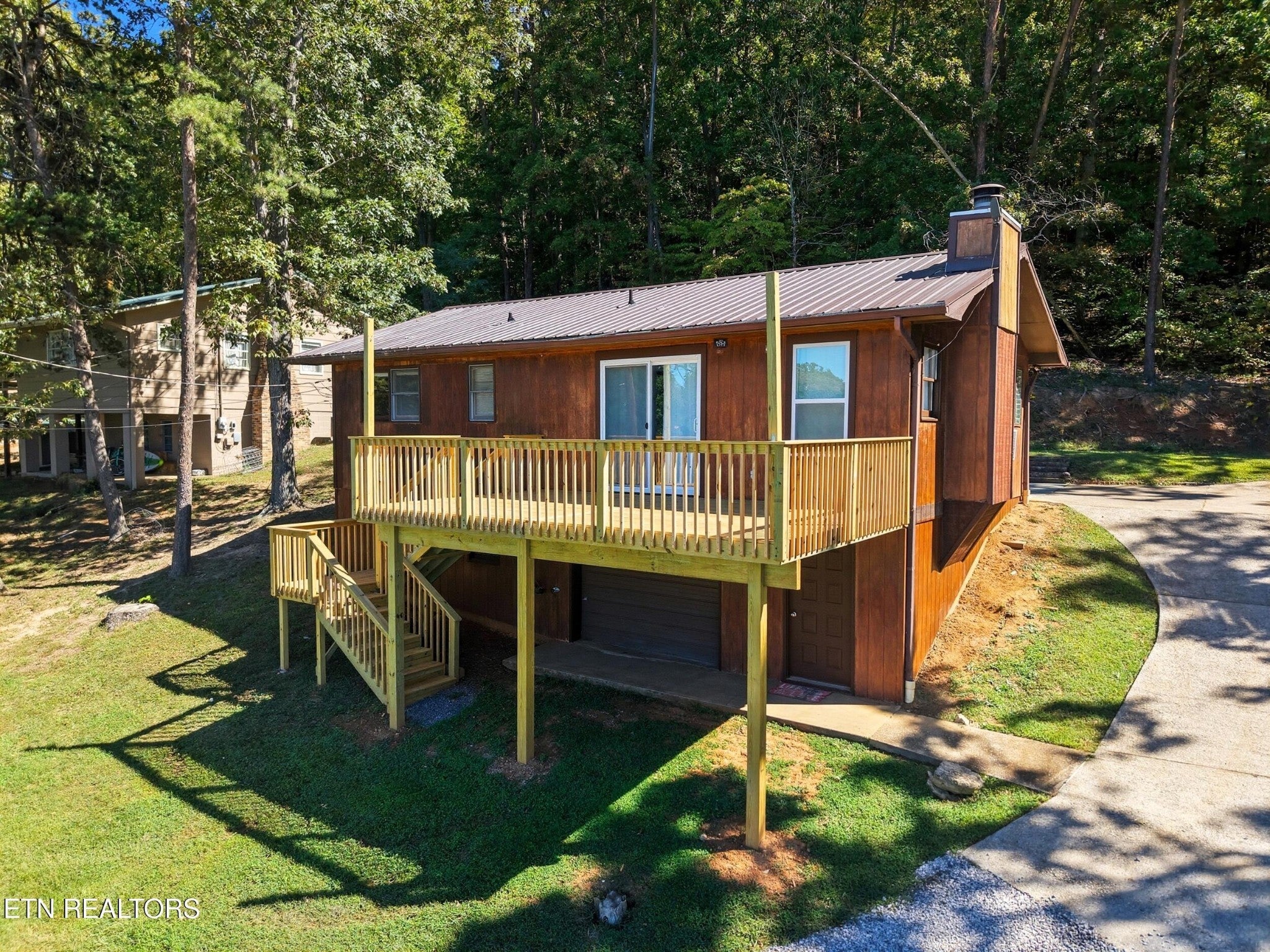 Photo of Listing #3032807