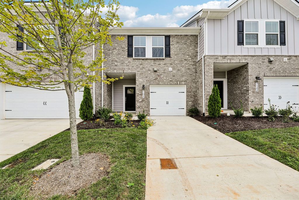 7139 Cedarcrest Ct, Fairview