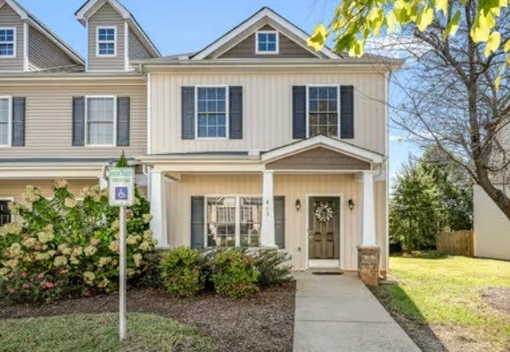 Photo of Listing #3032874