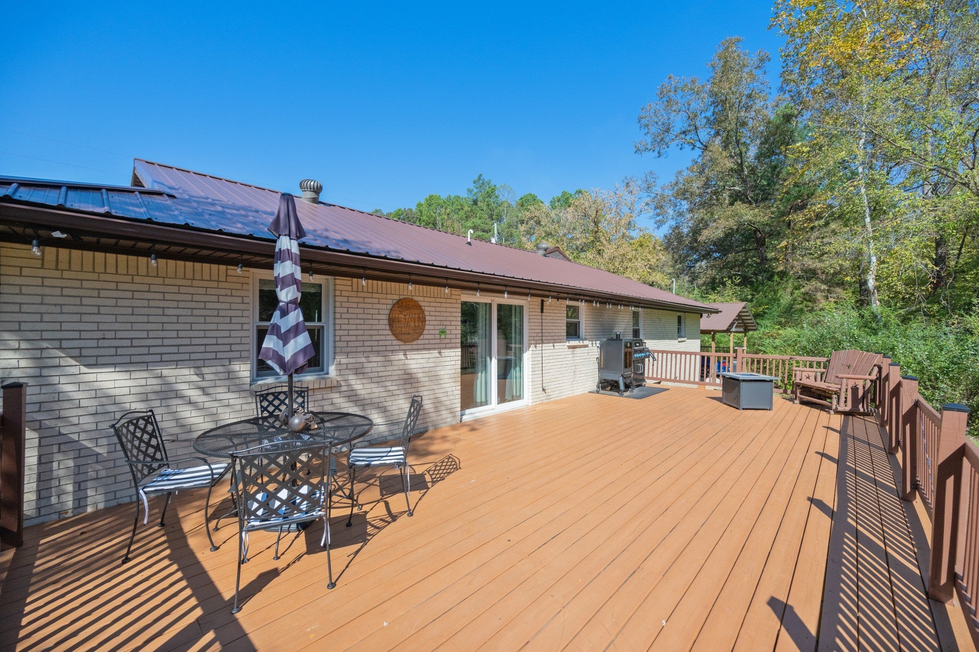 Photo of Listing #3032890