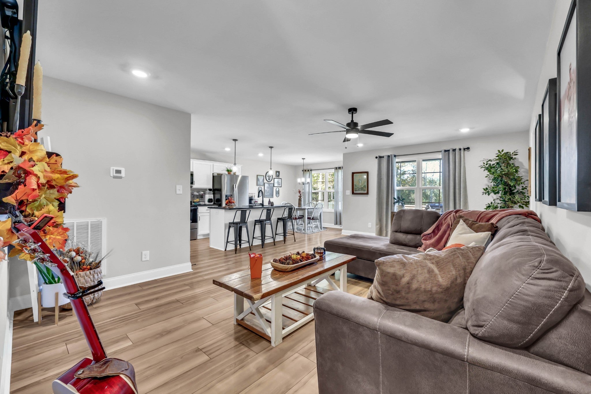 Photo of Listing #3032901