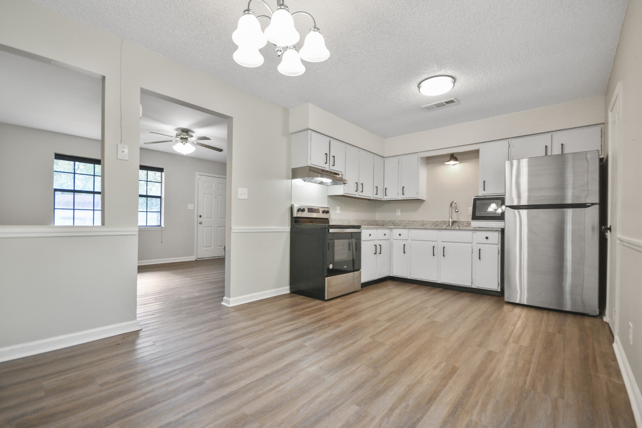 Photo of Listing #3032945