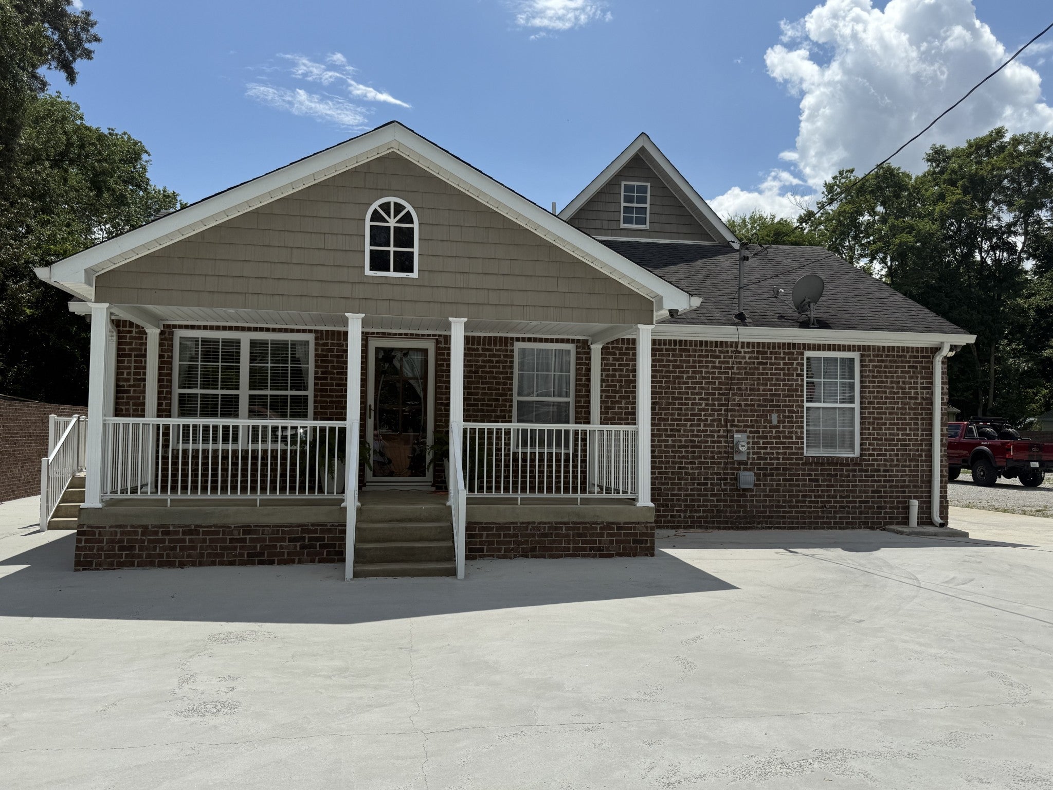 Photo of Listing #3032966