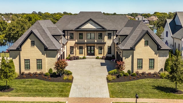 1401 Rozella Way, Gallatin