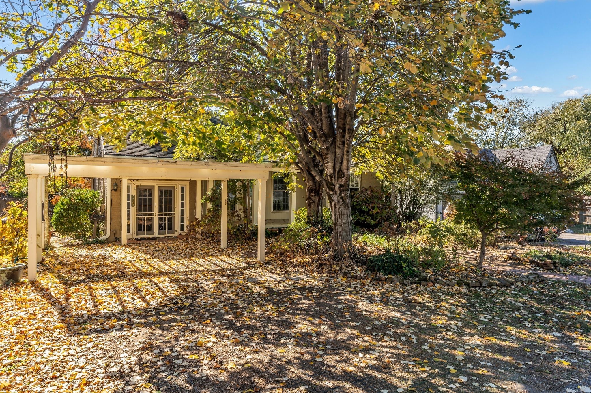 Photo of Listing #3033180