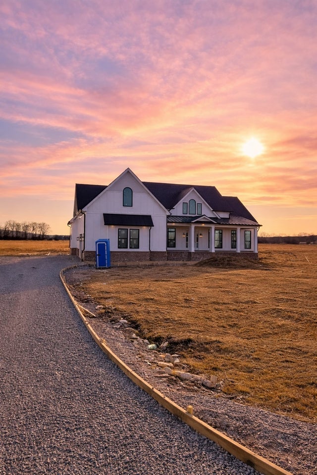 15269 Hwy 99, Eagleville