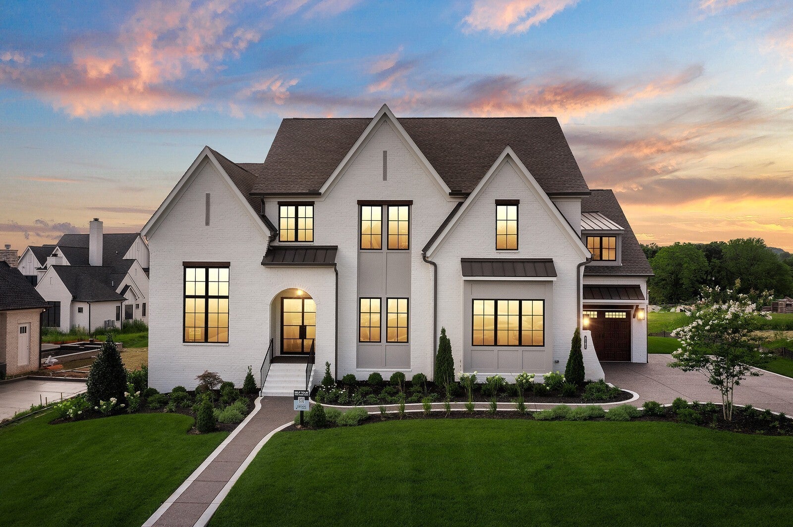 Photo of Listing #3033212