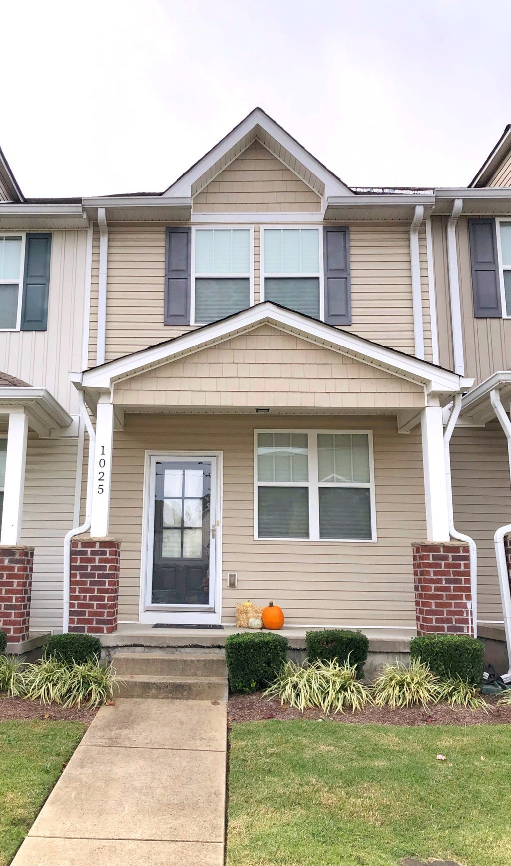 1025 Capital Funds Ct, Nashville