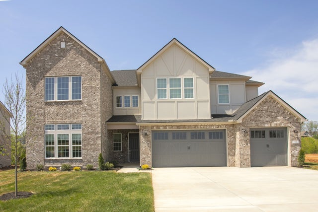 6005 Painted Skies Drive, Spring Hill