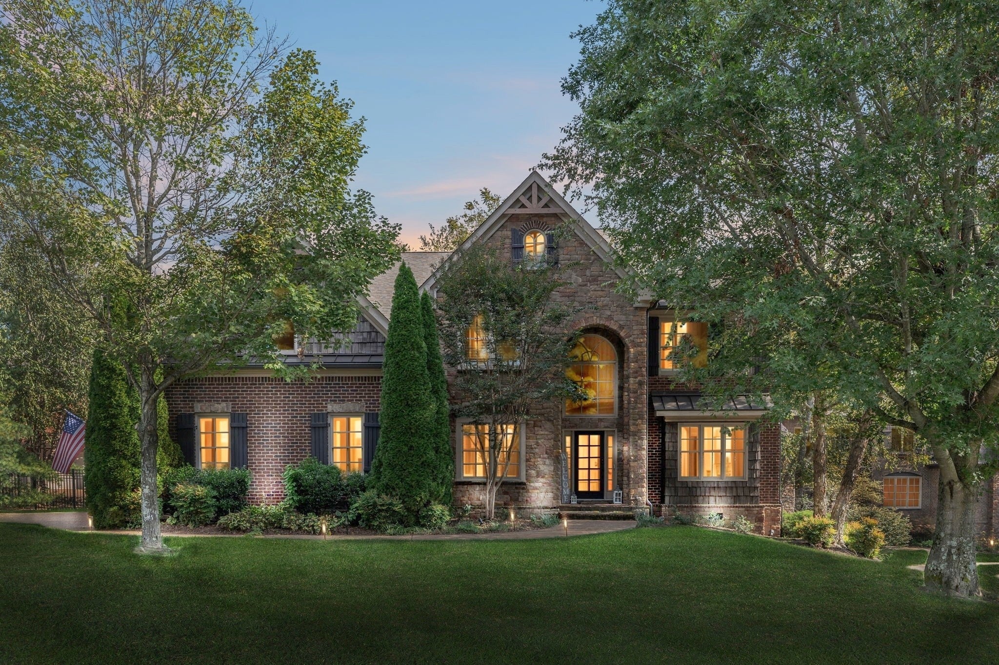 Photo of Listing #3033320