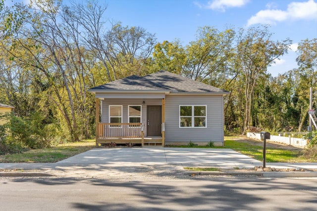 1617 Roanoke Avenue, Chattanooga