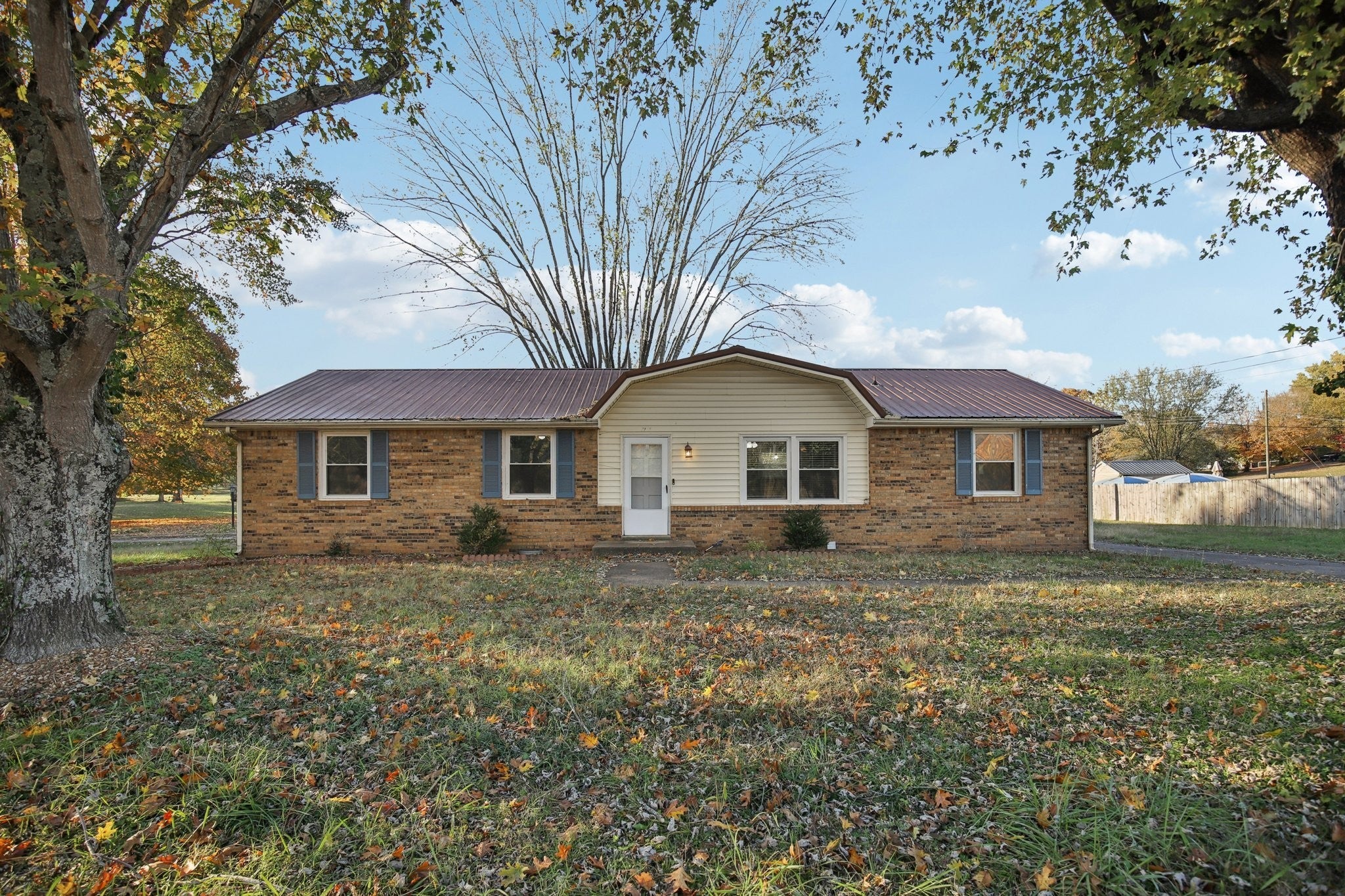 Photo of Listing #3033325