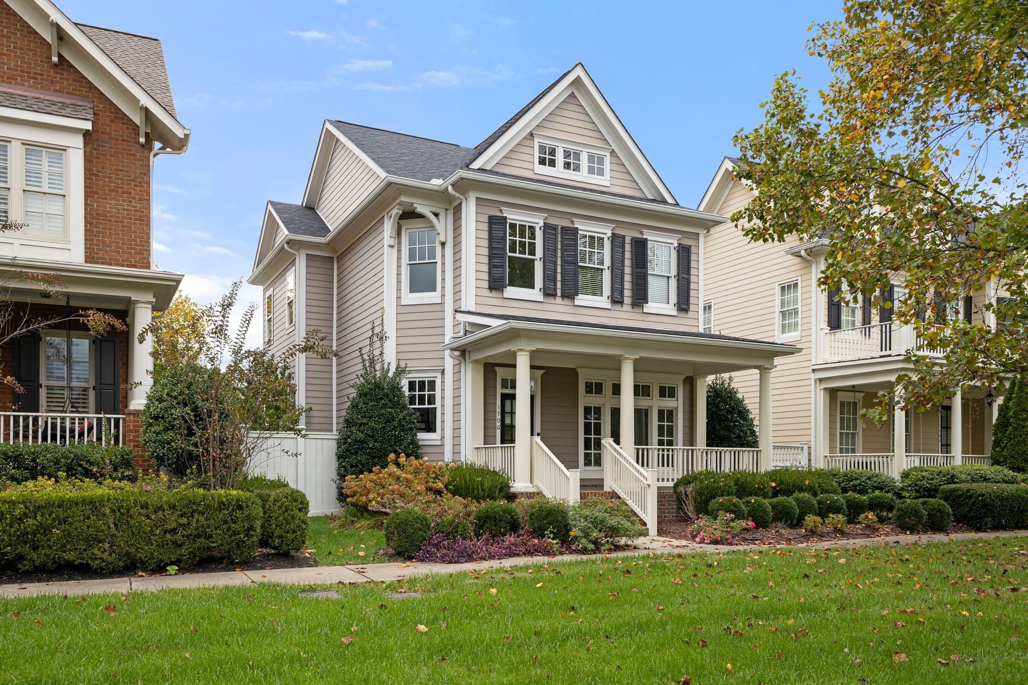 Photo of Listing #3033366